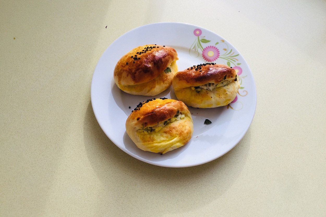 Çayın Yanına Pratik: Peynirli Poğaça