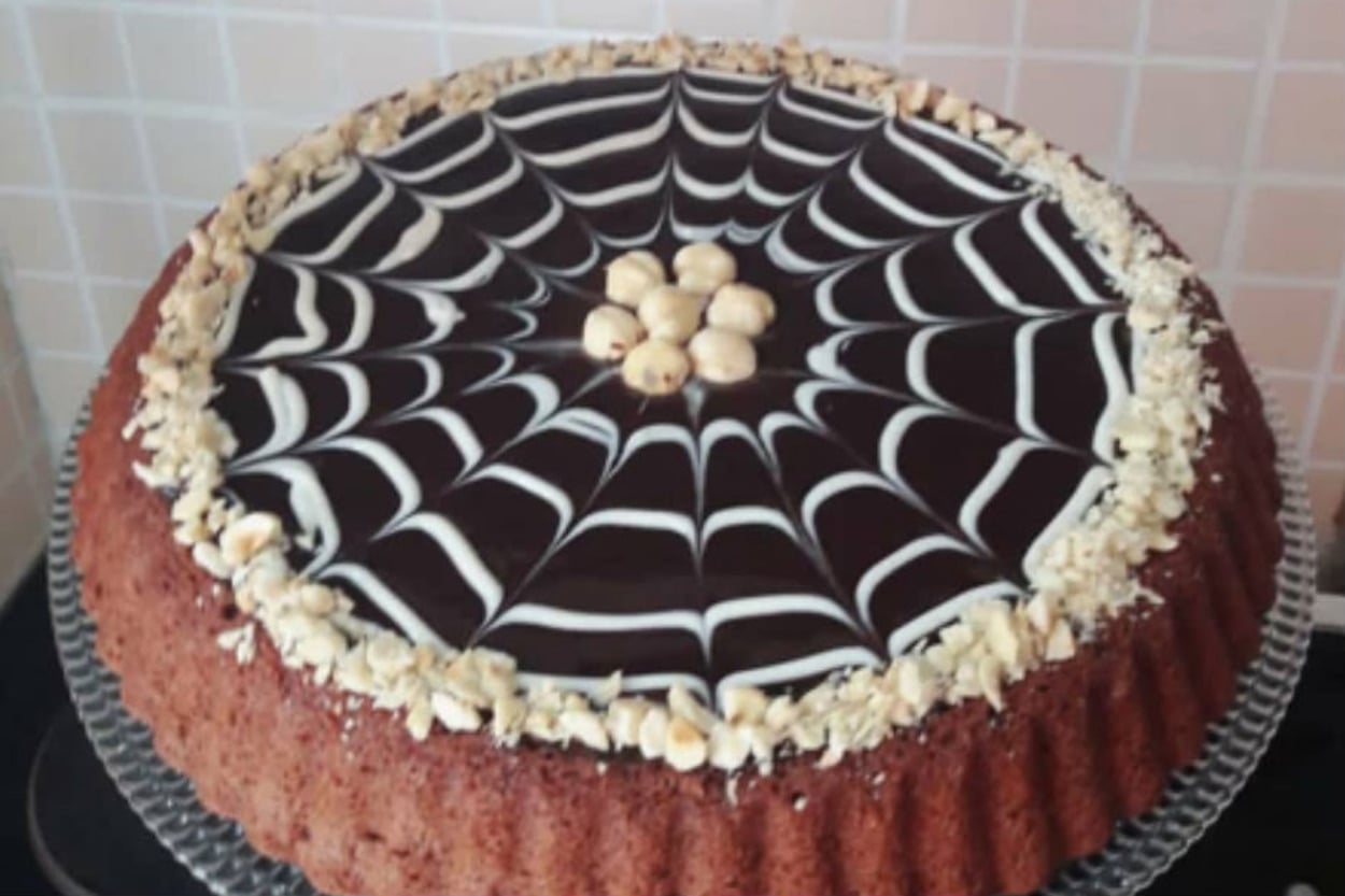 Çabucak Pişer: Ebruli Tart Kek