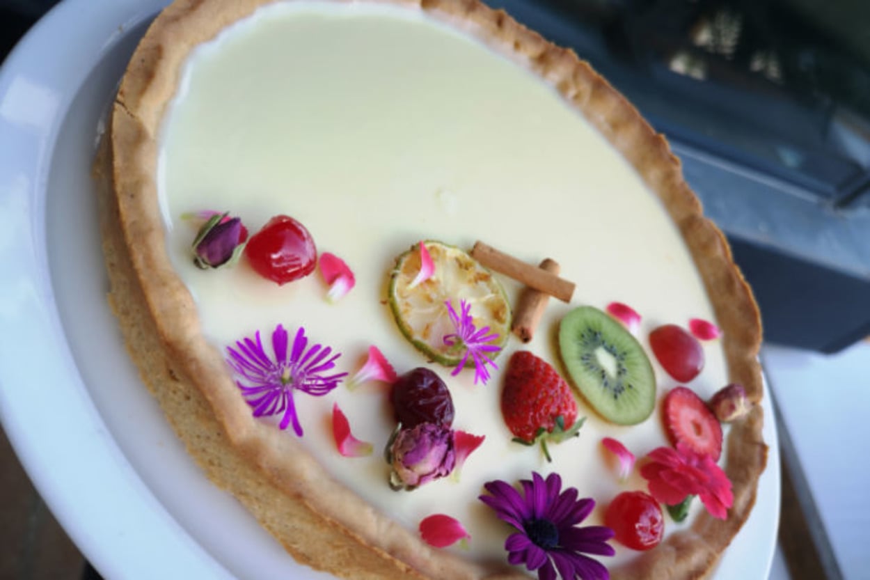 Sade Güzellik: Beyaz Çikolatalı Tart