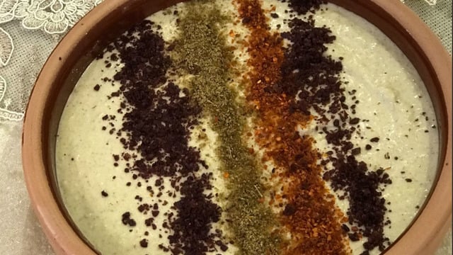 Mezelerin En Lezzetlisi: Kolay Humus