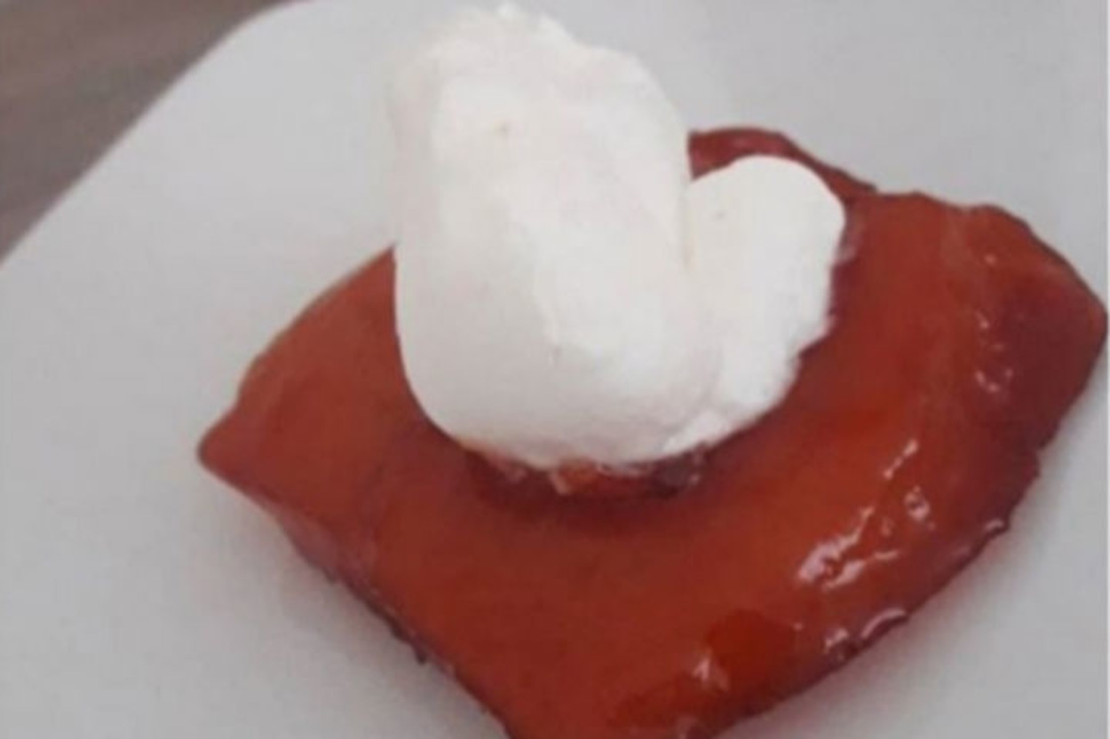 Karanfil Kokan: Ayva Tatlısı