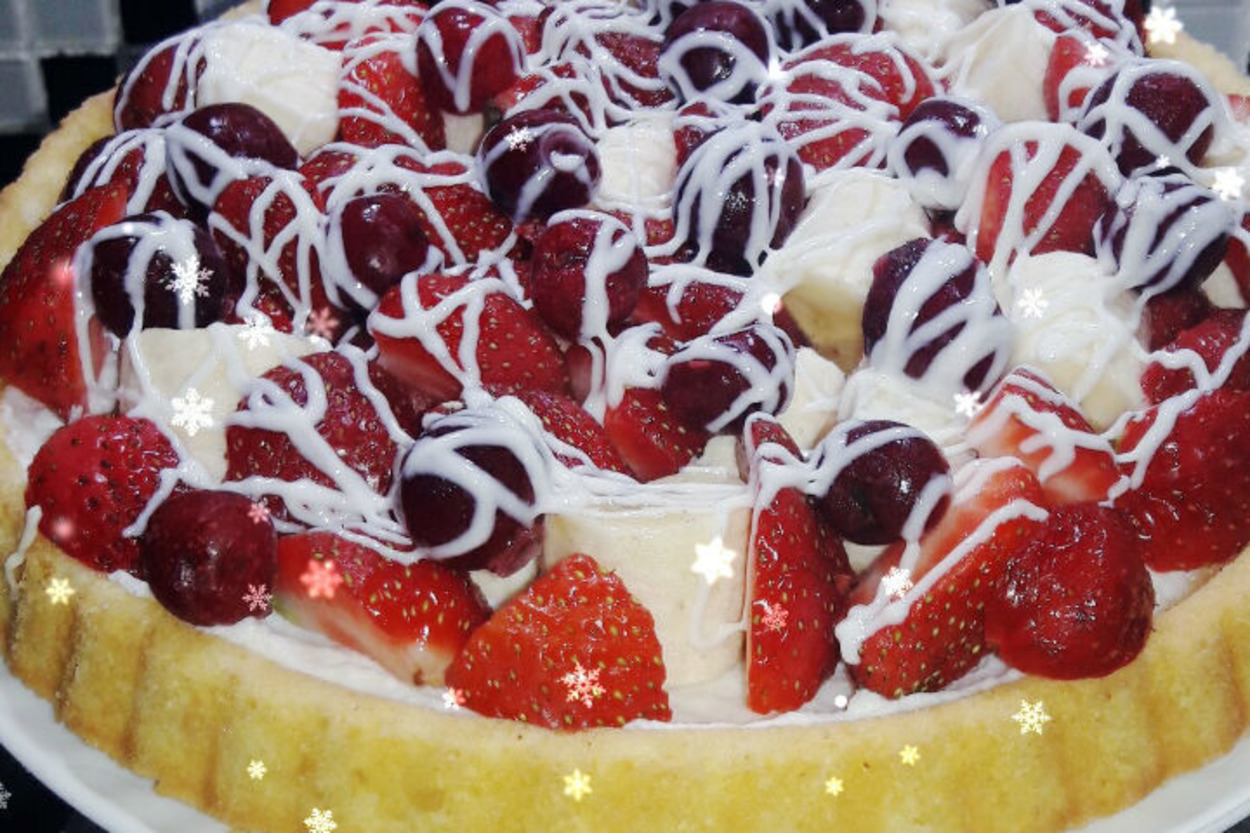Görüntüsü de Lezzeti de Nefis: Meyveli Tart Kek