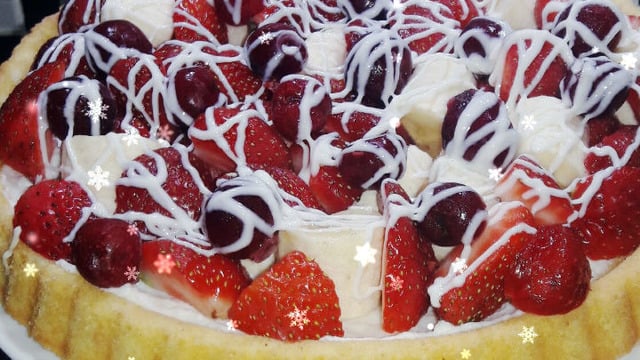 Görüntüsü de Lezzeti de Nefis: Meyveli Tart Kek