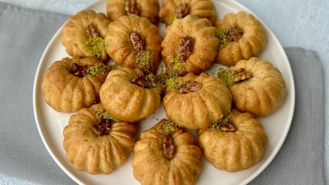  Şerbetli ve Şekilli: Tarak Tatlısı