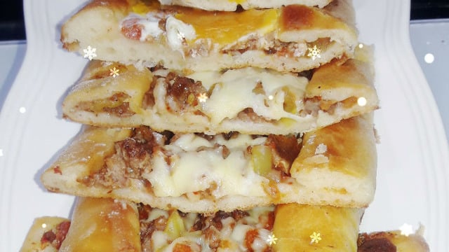 Çıtır Çıtır: Etli Kaşarlı Pide