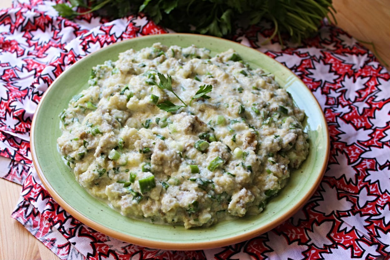 Nefis Bir Yancı: Patlıcanlı Bulgur Salatası