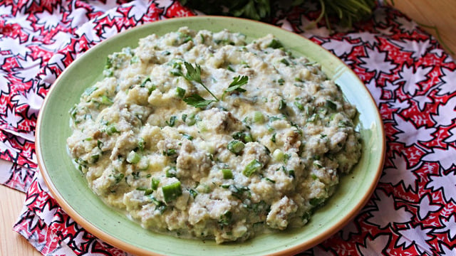 Nefis Bir Yancı: Patlıcanlı Bulgur Salatası
