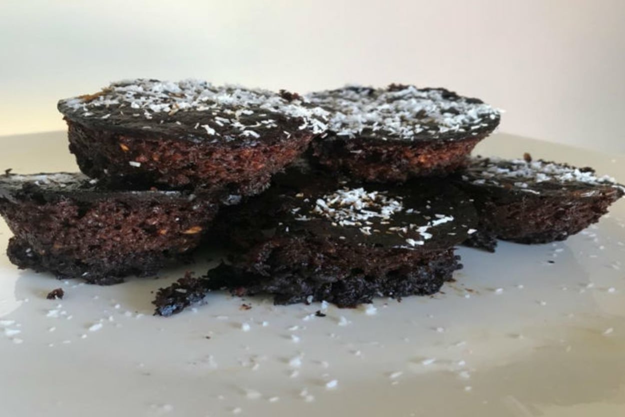Tatlı Krizlerine: Çikolatalı Fit Muffin