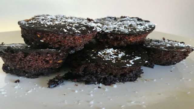Tatlı Krizlerine: Çikolatalı Fit Muffin