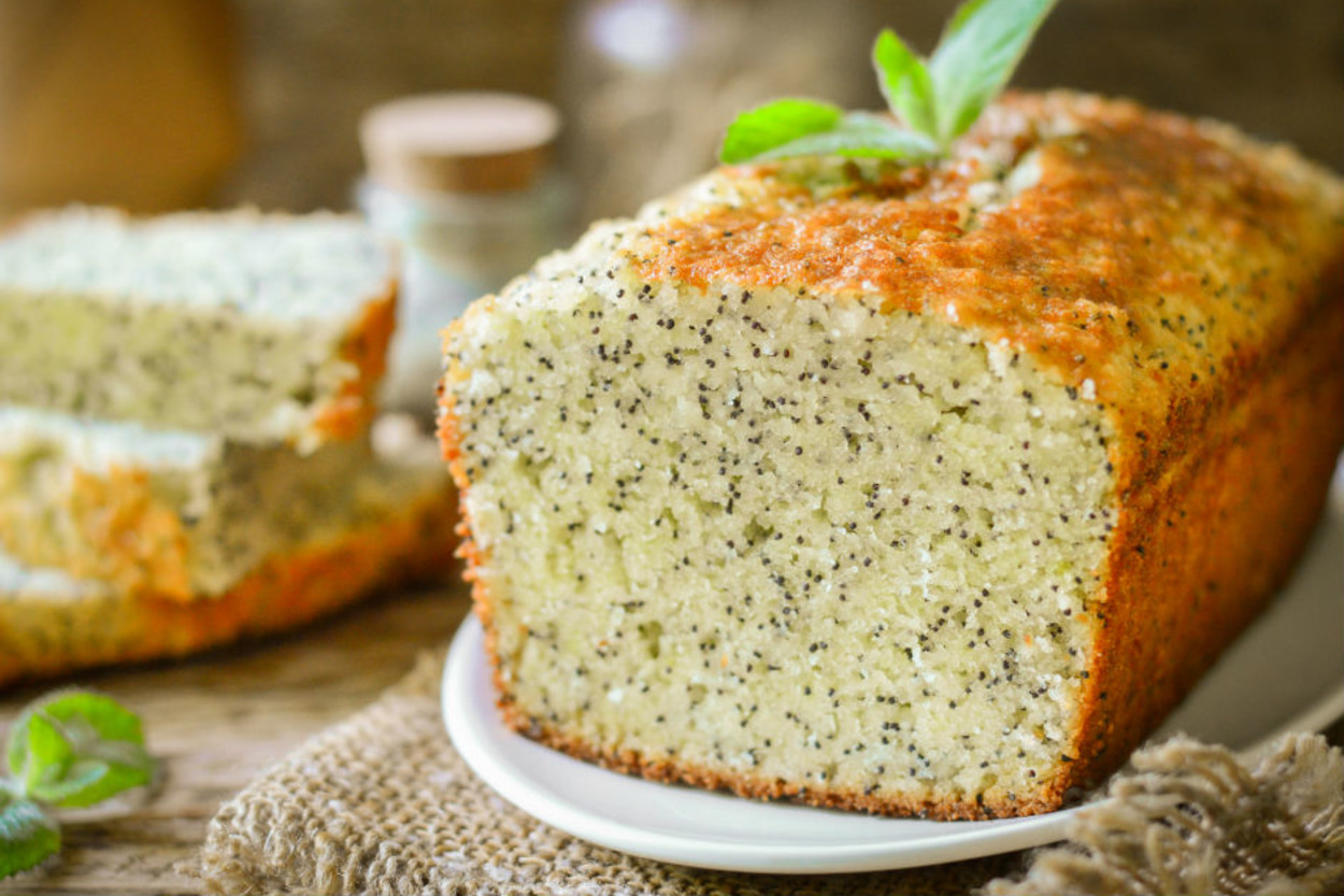 Lezzeti Çok Hafif: Limonlu Yoğurtlu Kek