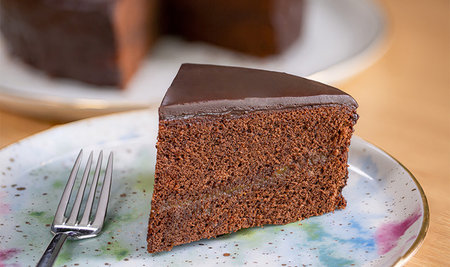 Kayısı Marmelatıyla: Sacher Pasta (Sachertorte)