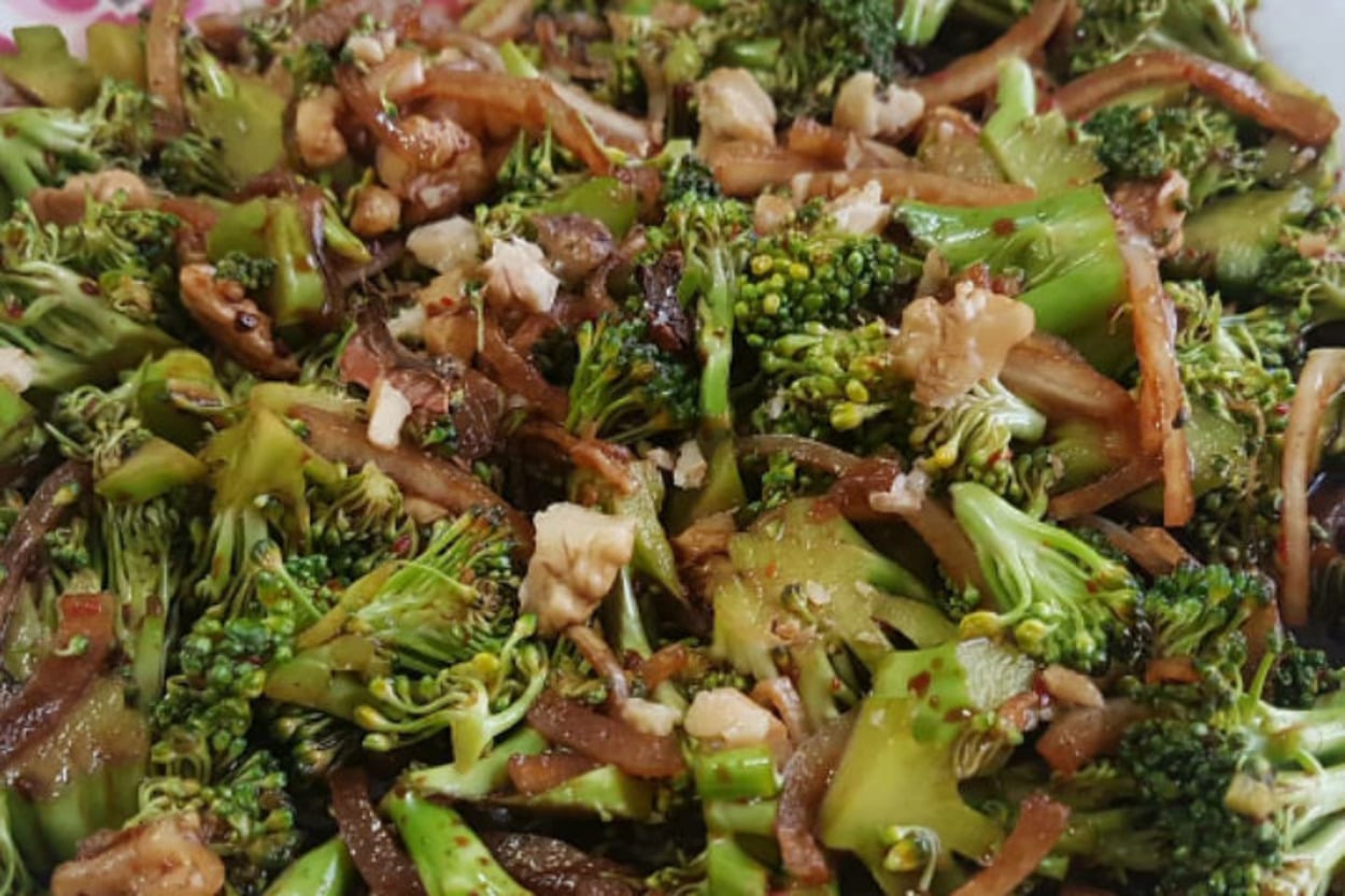 Sağlık Dolu: Brokoli Salatası
