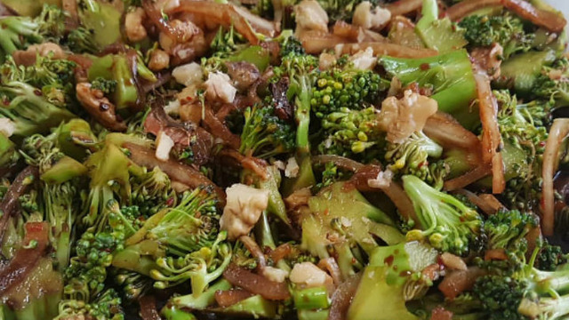 Sağlık Dolu: Brokoli Salatası