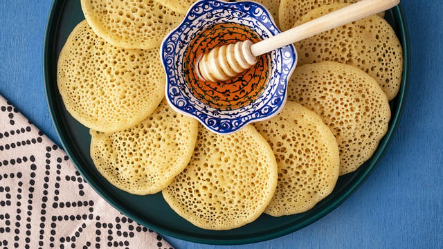 Sütsüz Yumurtasız Pankek: Baghrir