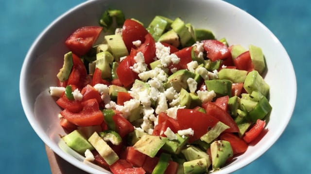 Lezzet Dolu Başlangıç: Kahvaltı Salatası