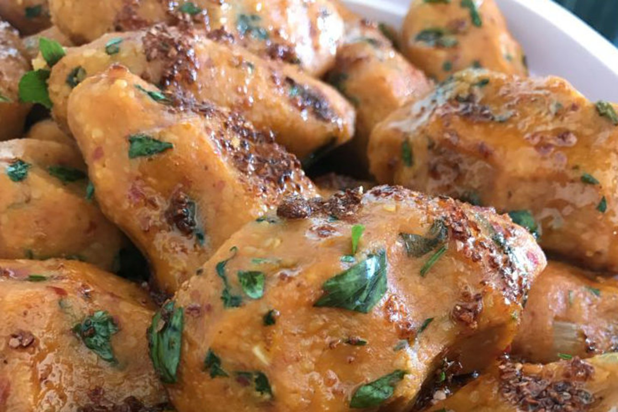 Yemelere Doyamayacaksınız: Soslu Mercimek Köftesi
