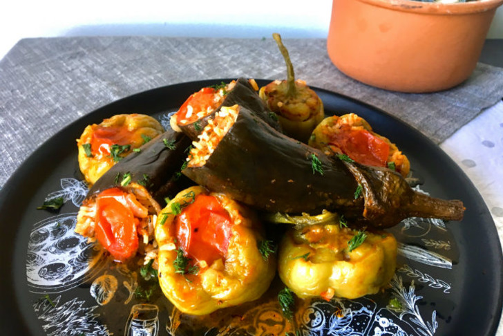Kıymalı Karışık Dolma Tarifi