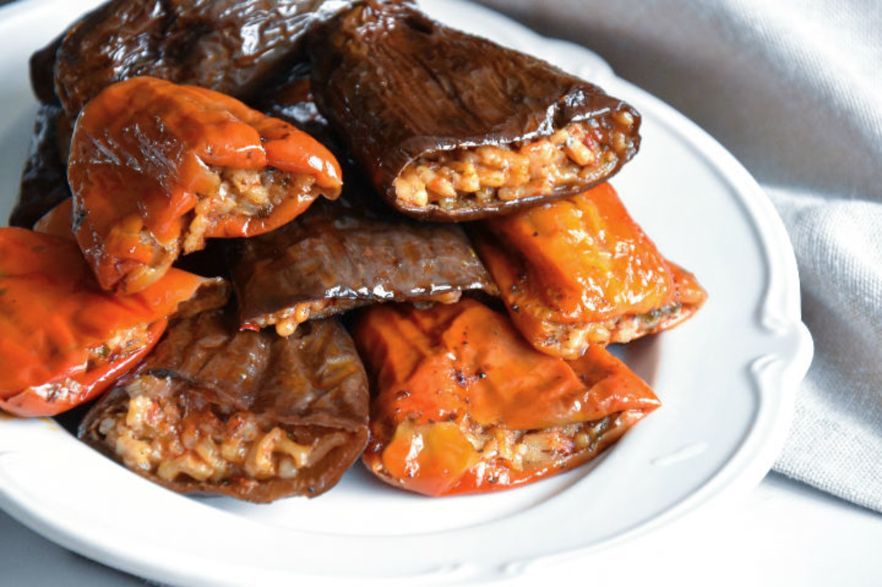 Tadı Ekşisinden: Ekşili Kuru Dolma