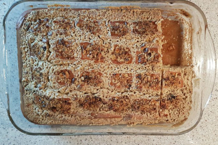 Tahin Soslu Kek Tarifi