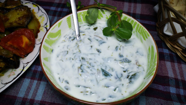 Besin Deposu: Semizotu Salatası