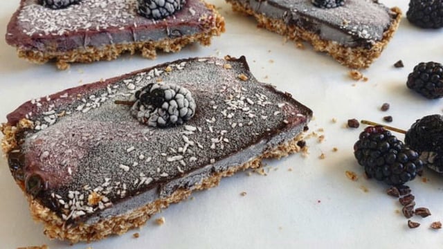 Gönüllere Taht Kuracak: Very Berry Tart
