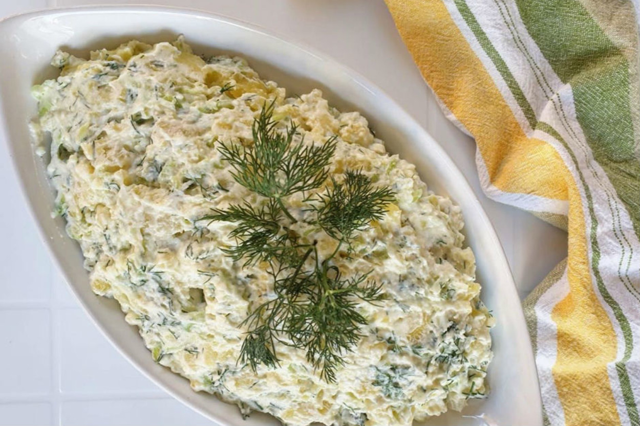 Hafif Meze: Dereotlu Yoğurtlu Patates Salatası