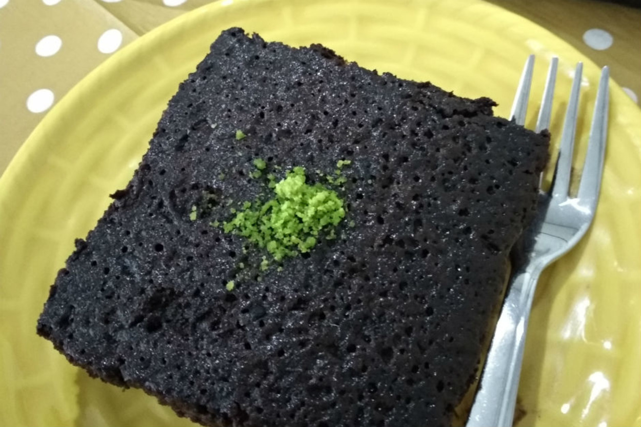Ona Bayılacaksınız: Yumuşacık Islak Kek
