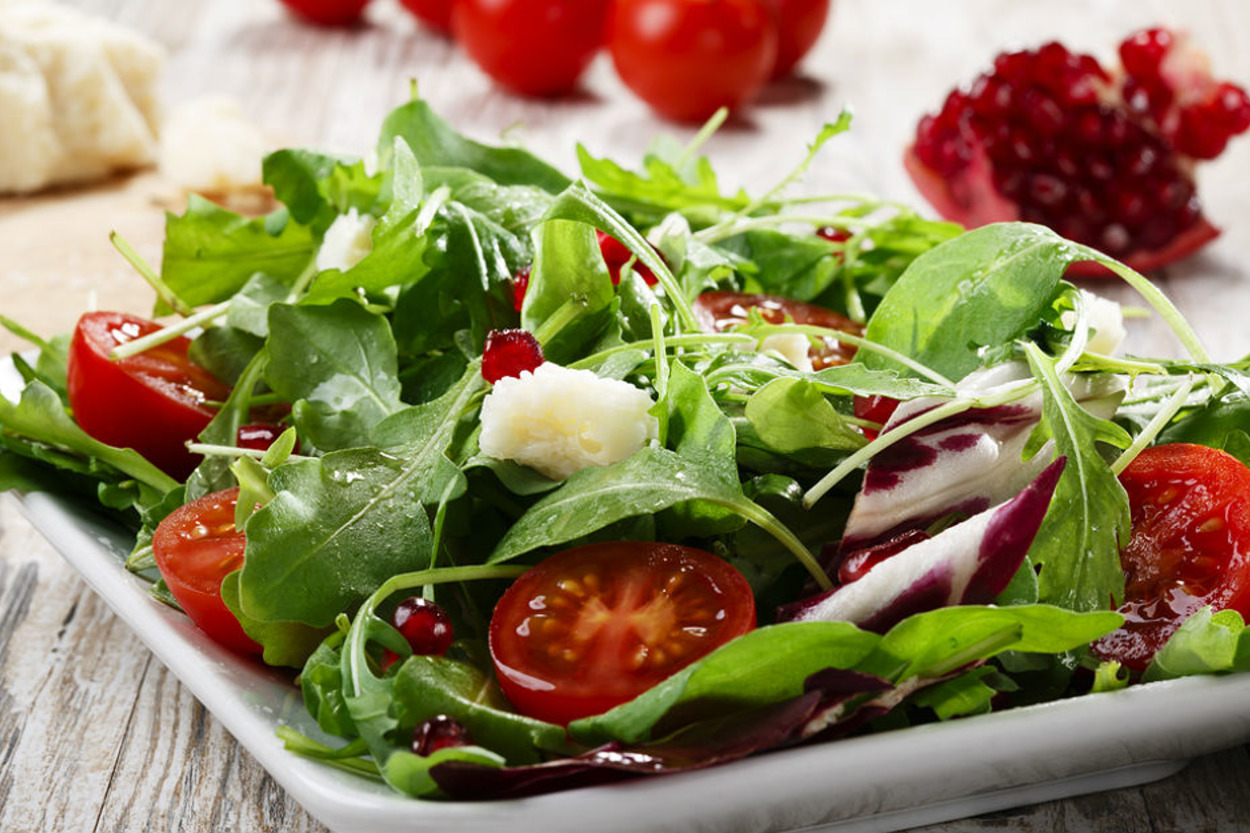 Tartıdan Önce Son Çıkış: Diyet Salata ve Sosları Nasıl Olmalı?