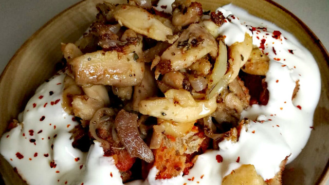 İsrafa Son: Tavuklu Bayat Ekmek Kebabı