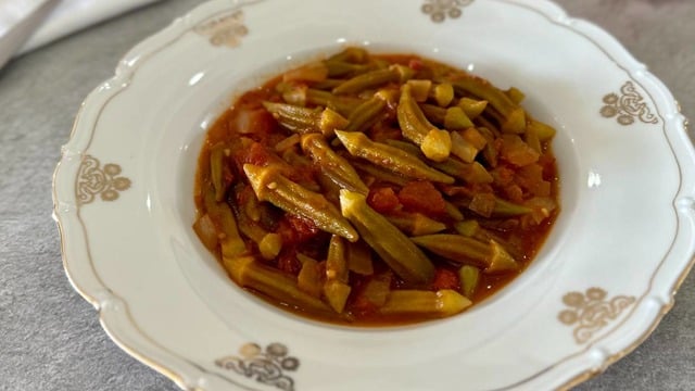 Olsa da Yesek: Ekşili Bamya Yemeği