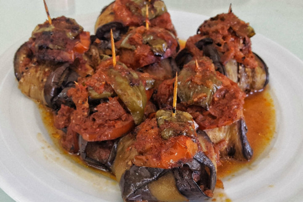 Kürdan Kebabı da Denir: İslim Kebabı