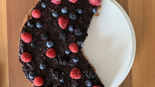 Hafif ve Lezzetli: Orman Meyveli Cheesecake