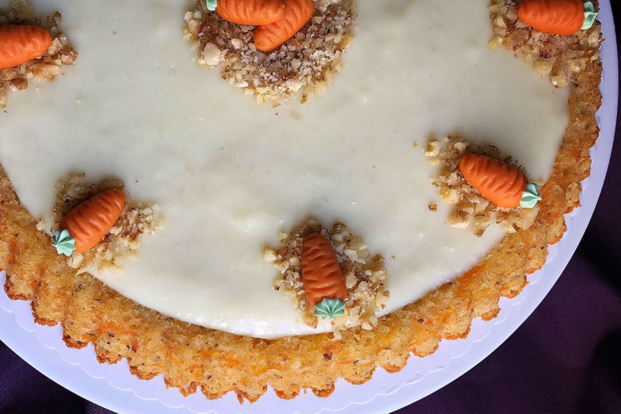 Turuncu Güzel: Tart Kalıbında Muhallebili Havuçlu Kek