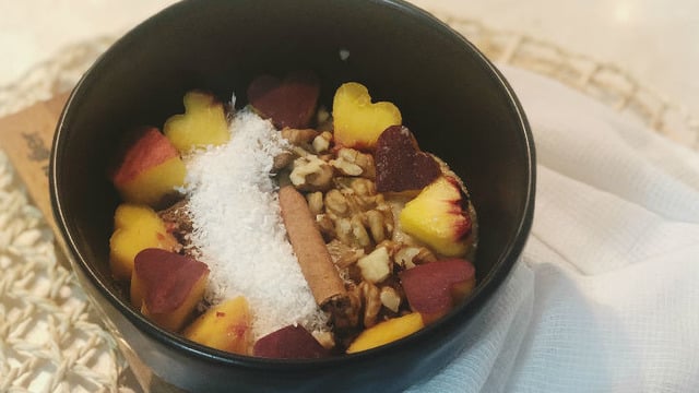 Gün Boyu Tokluk: Vegan Kahvaltı Kasesi