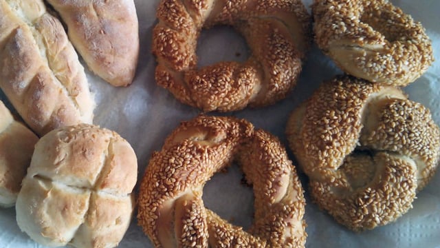 Bol Susamlı: Ev Yapımı Çıtır Simit