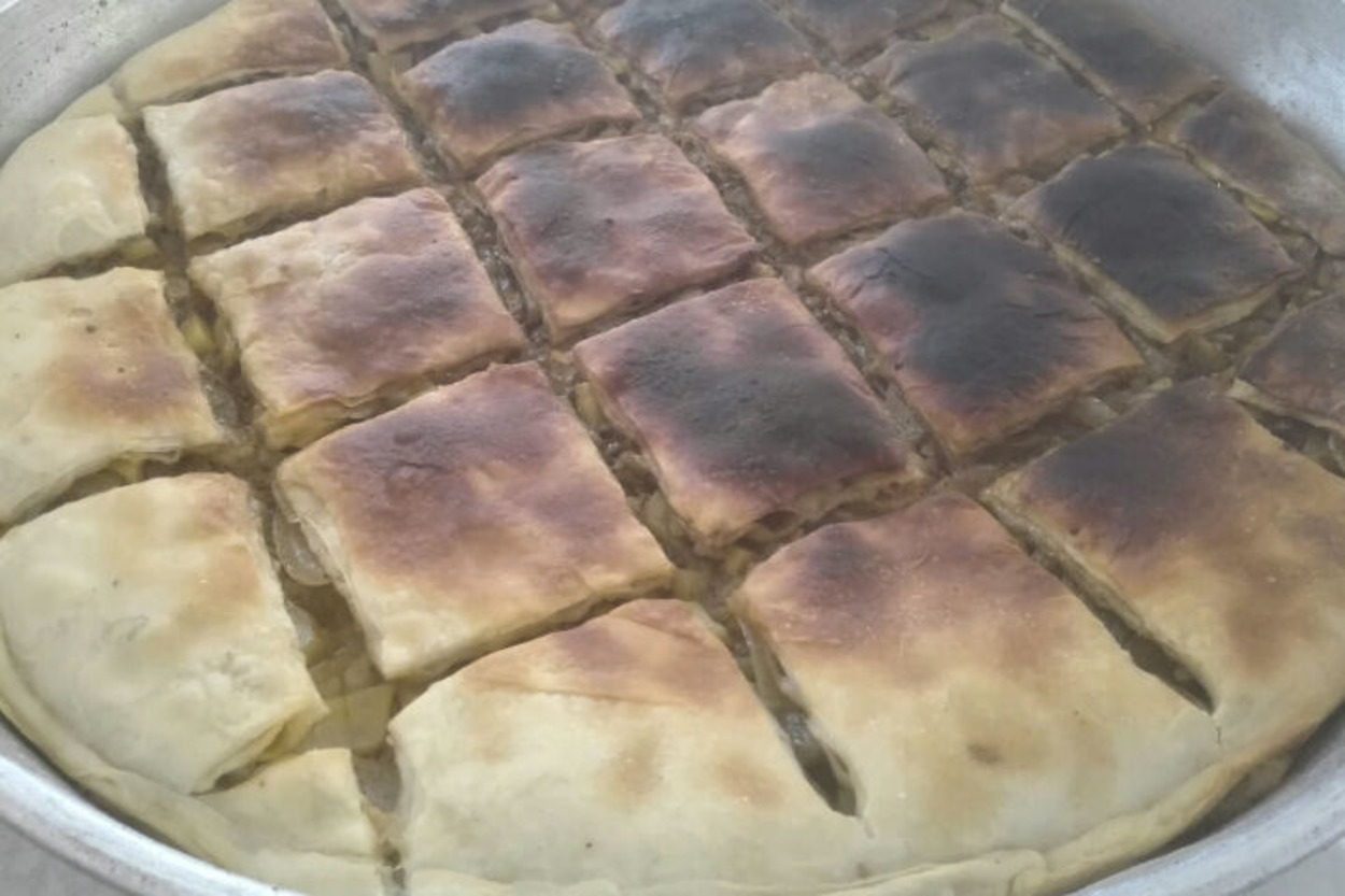 Çayın Arkadaşı: Patatesli Börek