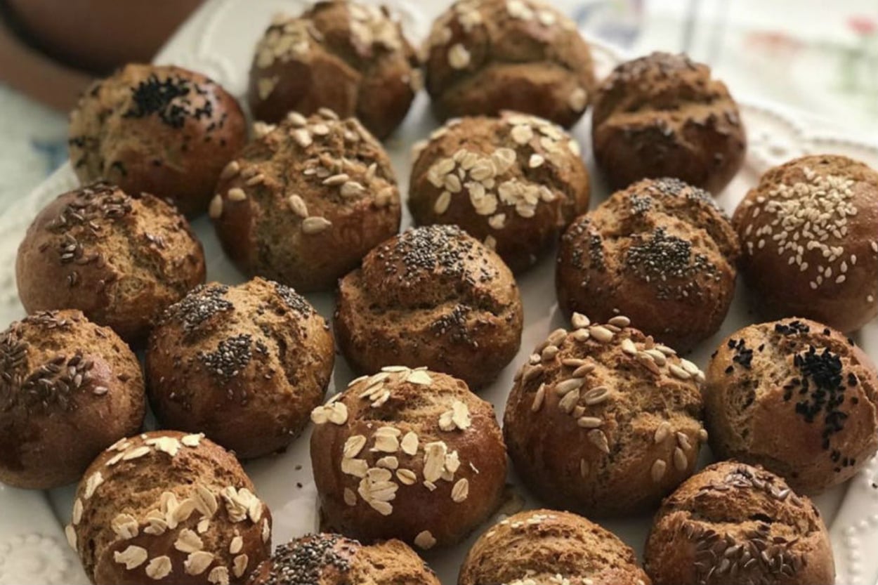 Doyuran Sağlıklı Lezzet: Tam Buğday Unlu Mini Poğaça