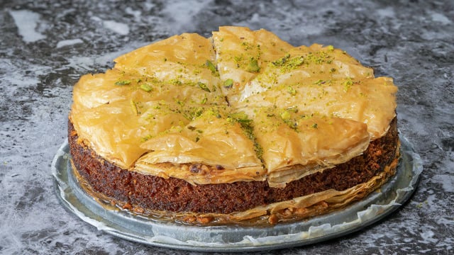 Yufkanın En Tatlı Hali: Baklava Kek