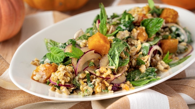 Mevsim Harikası: Baharatlı ve Bal Kabaklı Bulgur Salatası