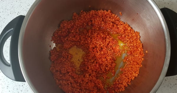 duduklu-tencerede-mercimek-corbasi2