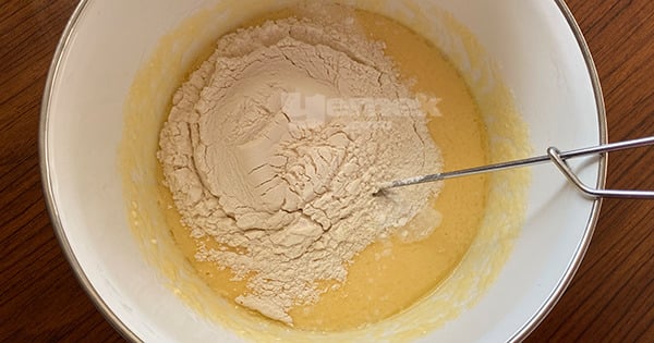 yogurtlu-kasik-dokmesi-2