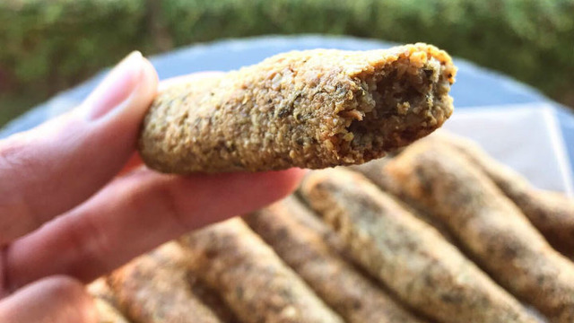 Kendi Tatları Ortada: Kuru Yemiş Kraker