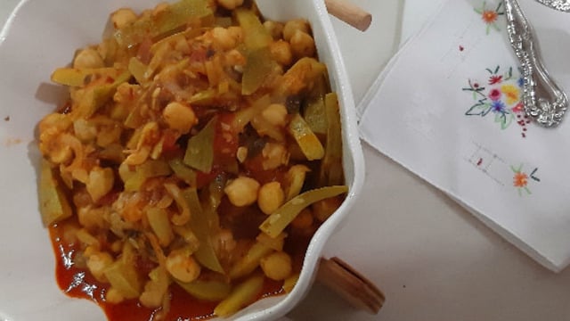 Sofrada Ona Yer Açın: Nohutlu Kabak Yemeği