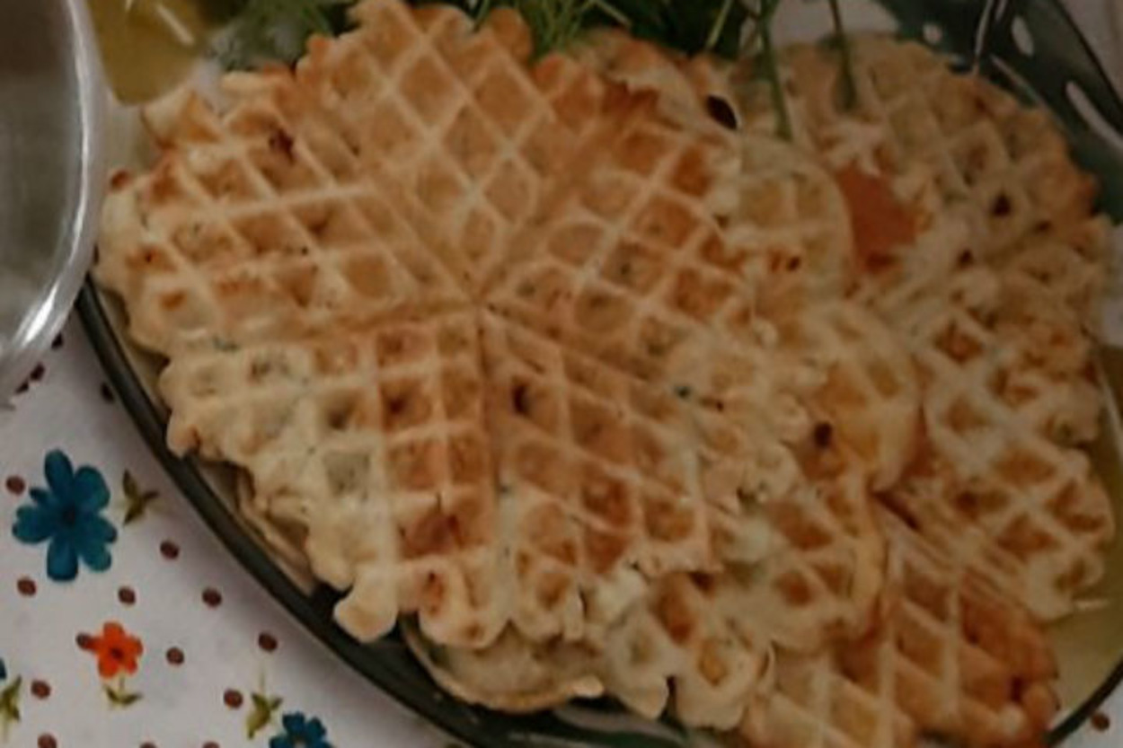 Onu Bir de Böyle Deneyin: Tuzlu Kahvaltılık Waffle
