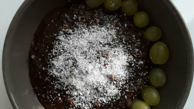Diyetleri Lezzetli Hale Getiren: Çikolatalı Yulaf Lapası