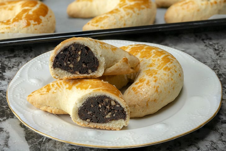 Kolay Ay Çöreği Tarifi