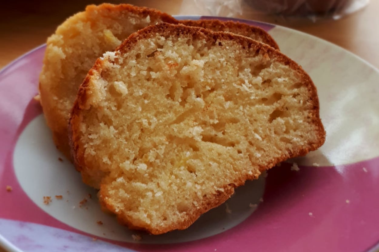 Çayın Yanına: Limonlu Hindistan Cevizli Kek