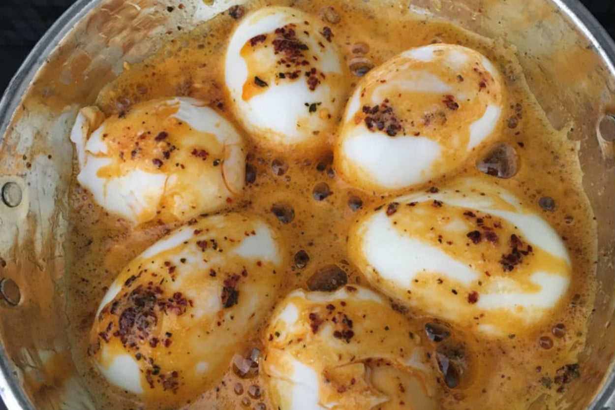 Kahvaltının Yıldızı: Tereyağında Kızarmış Yumurta