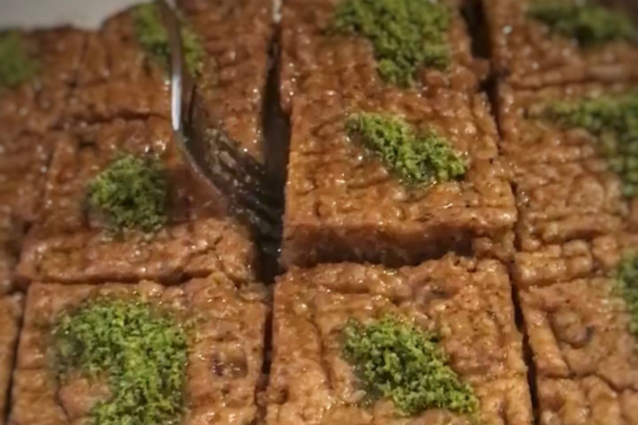 Şerbetli Tatlıları Sevenlere: Kalburabastı Tatlısı