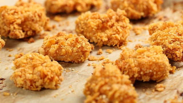 Çıtır Çıtır: Corn Flakes'li (Mısır Gevrekli) Tavuk